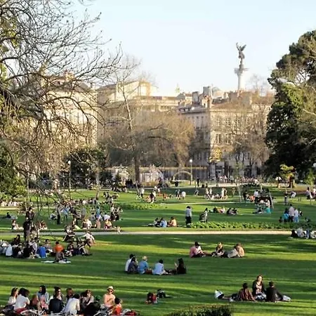 דירה Beautiful In Chartrons With Terrace בורדו